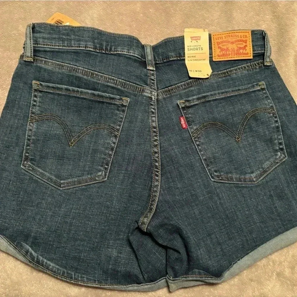 Levi’s shorts size 10 - Picture 3 of 6
